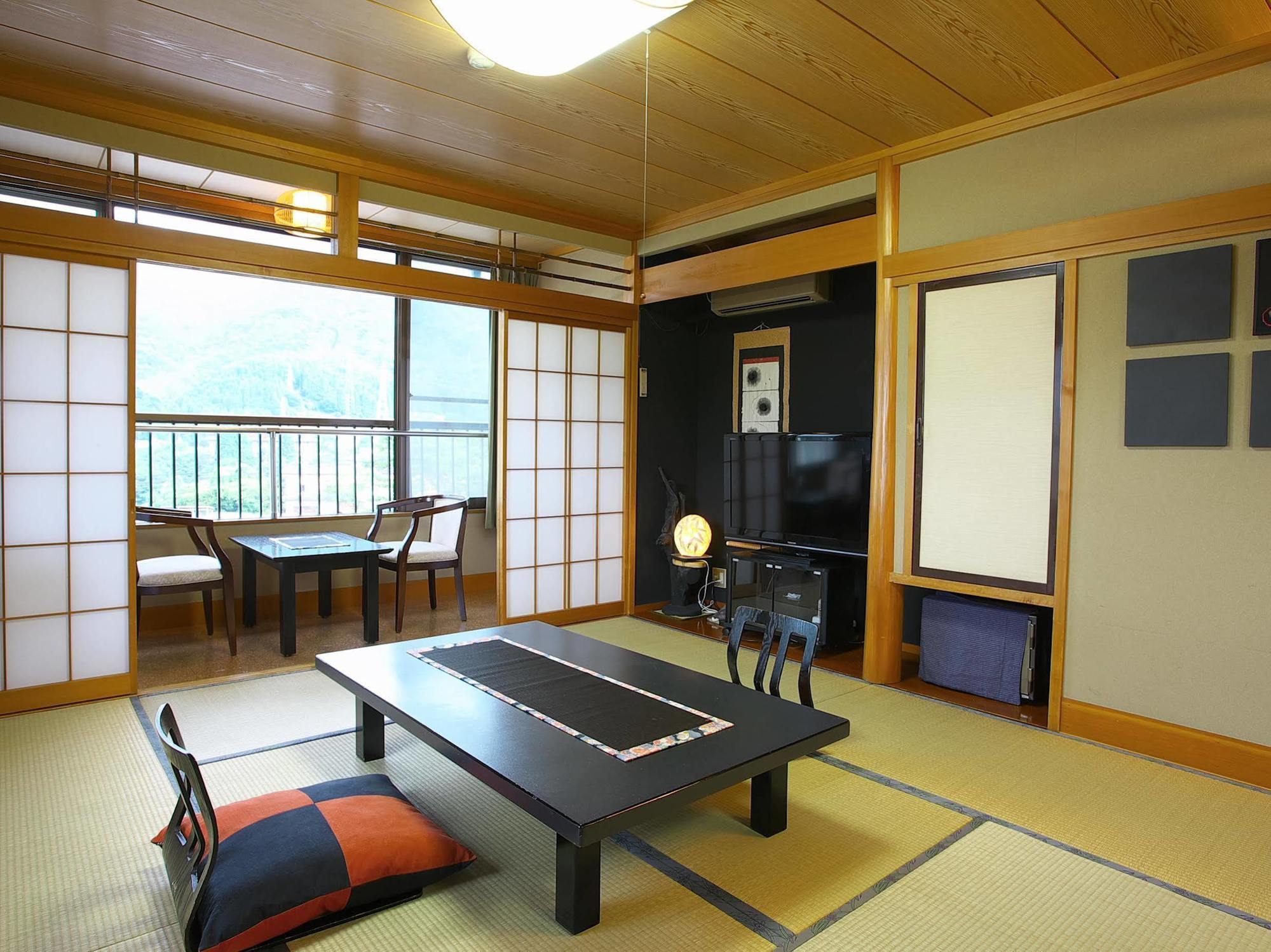 Ryokan Marukyo Fujiwara Exteriör bild